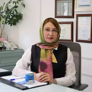 نازنی نبوی دکتر تزریق بوتاکس